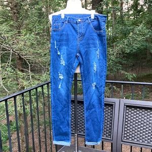 NWT Fashion Jeans with ripped/frayed holes sz. 14